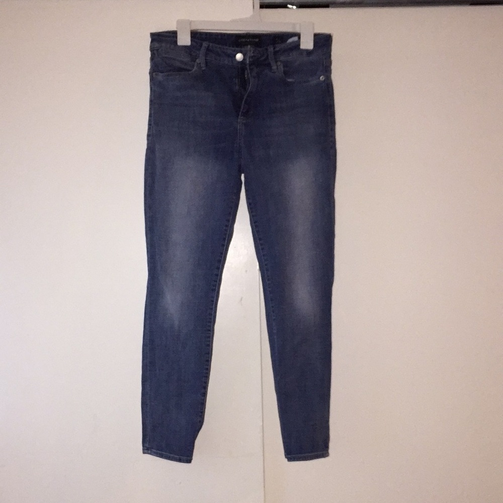 Lucky brand women’s medium wash jeans size 10/30